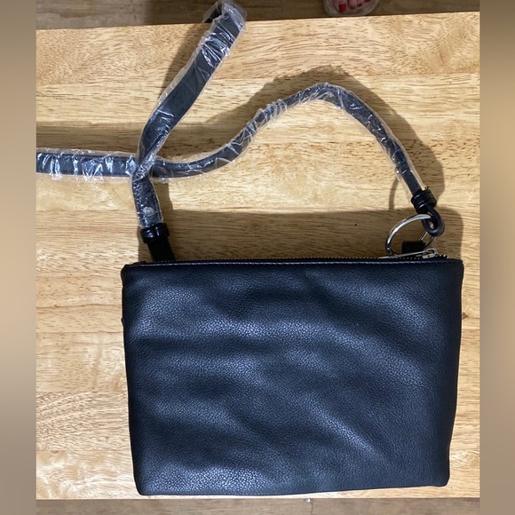 Forever 21 Striped Crossbody Bag - Picture 6 of 8